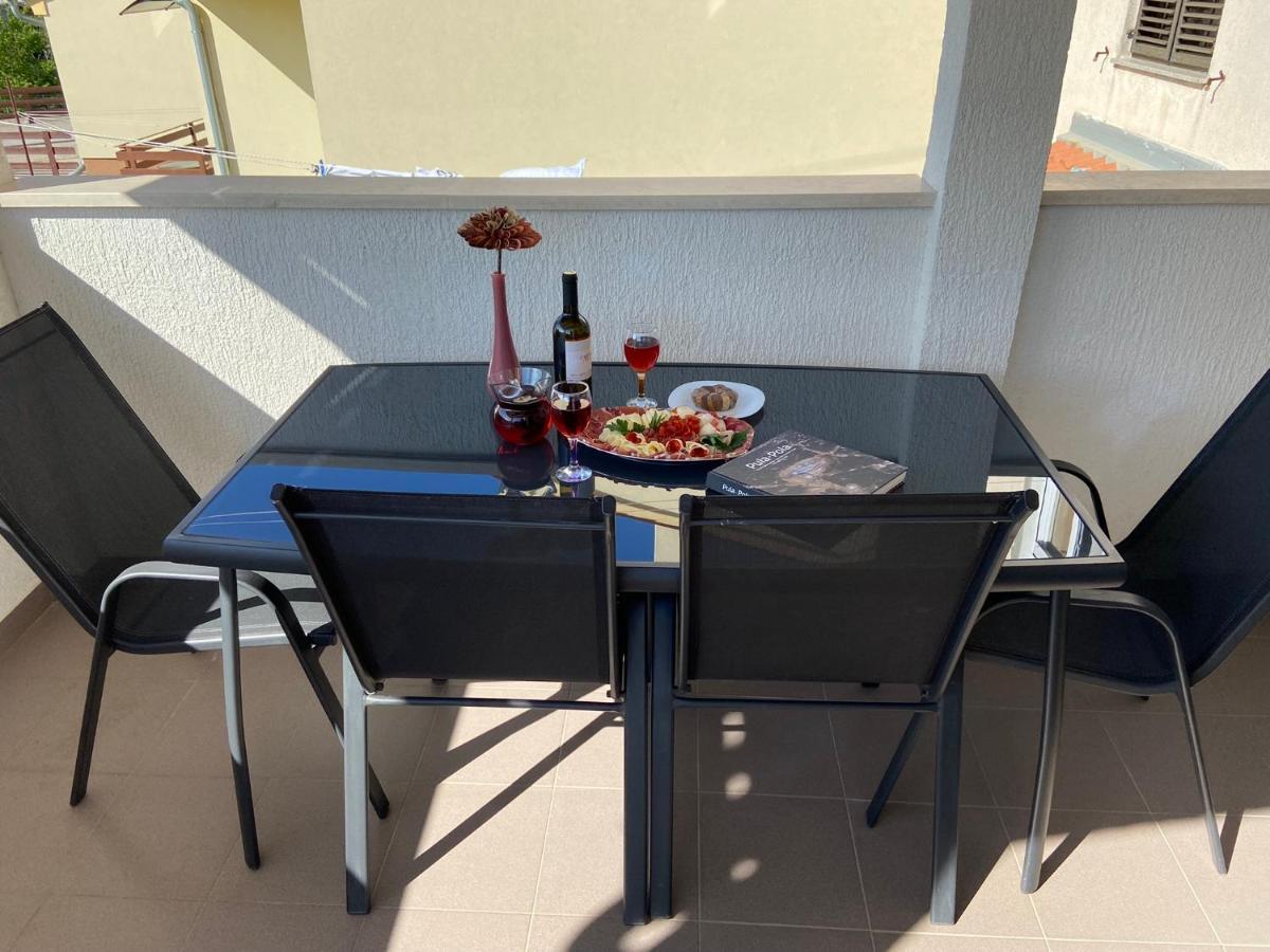 Apartment Madis & Free Bikes Pula Ngoại thất bức ảnh
